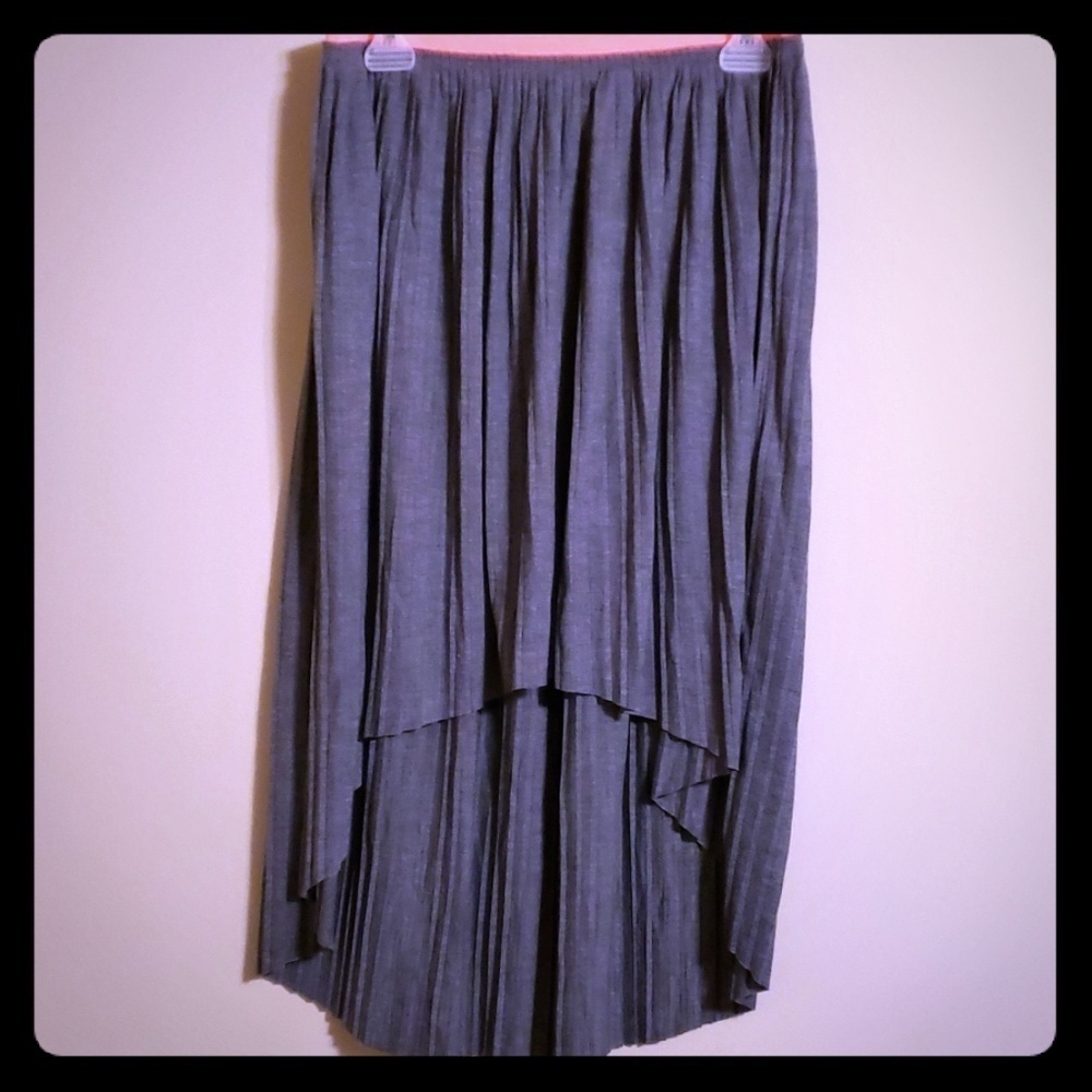 American eagle high low pleated Jersey skirt